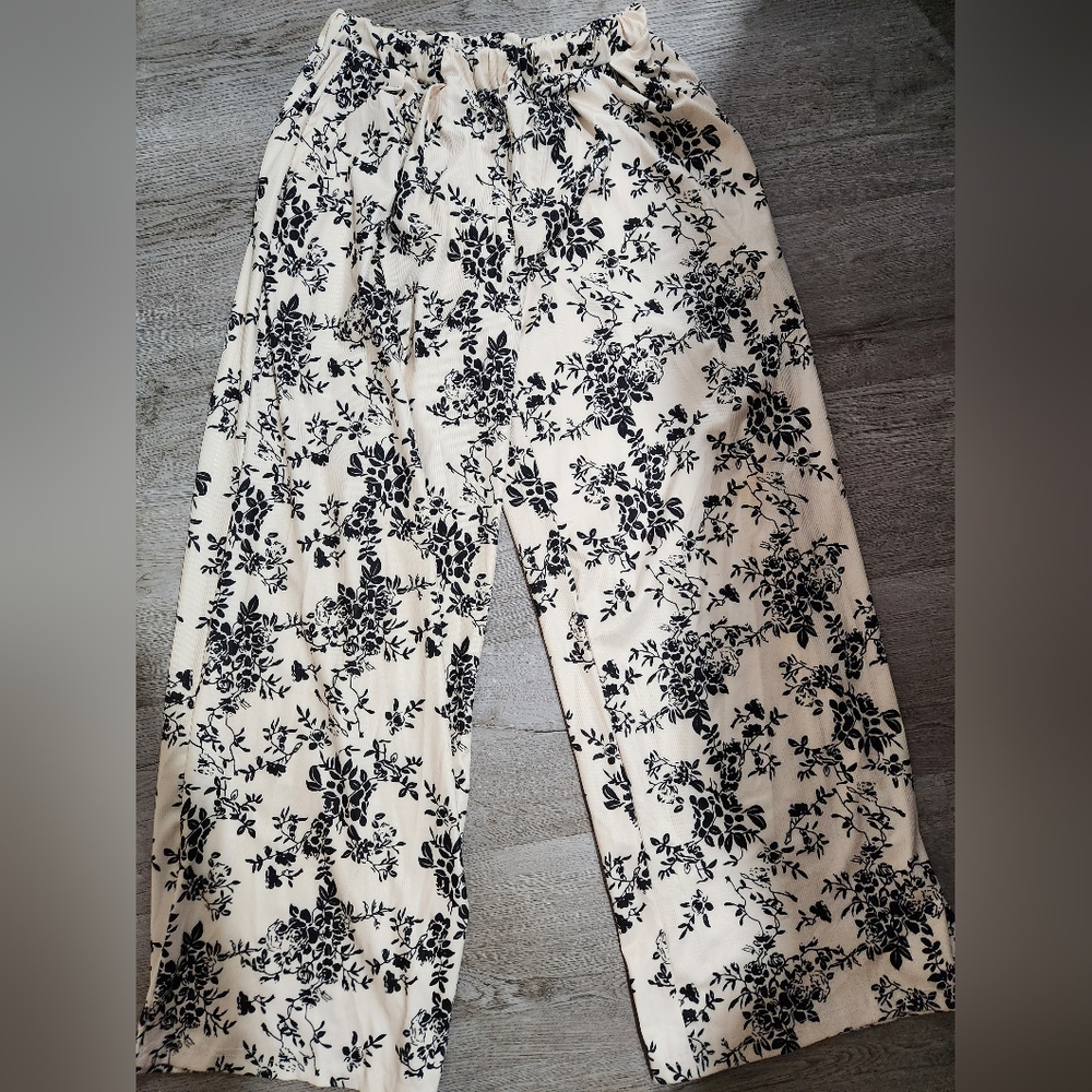 Cider Floral Elastic Waist Wide Leg Pants